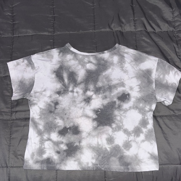 Black and white tie-dye Def Leppard crop tee - Picture 2 of 2